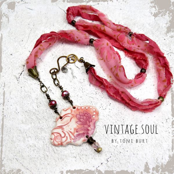shabby and chic floral necklace
