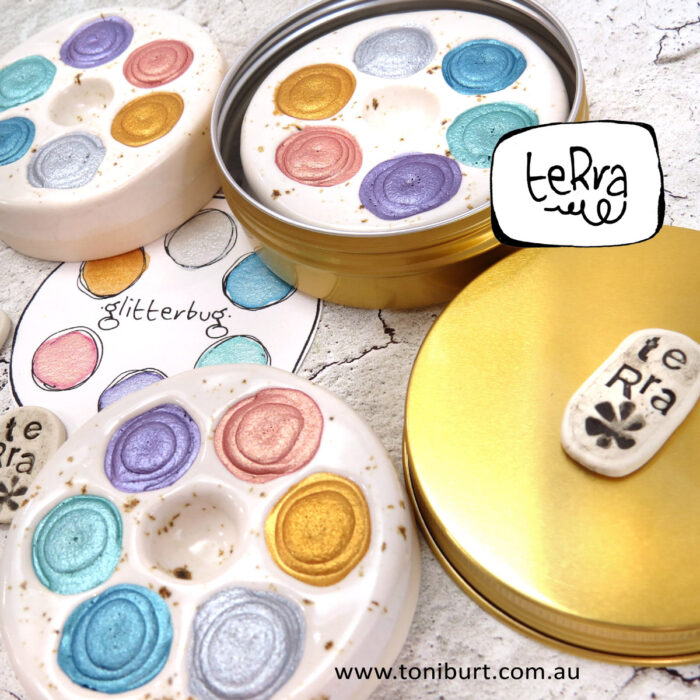 teRra handmade watercolour paints on the go tin sets round 6 glitterbug 7