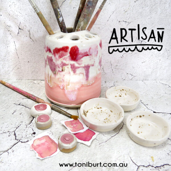 handmade ceramic paint brush jar and palette trio pink 002