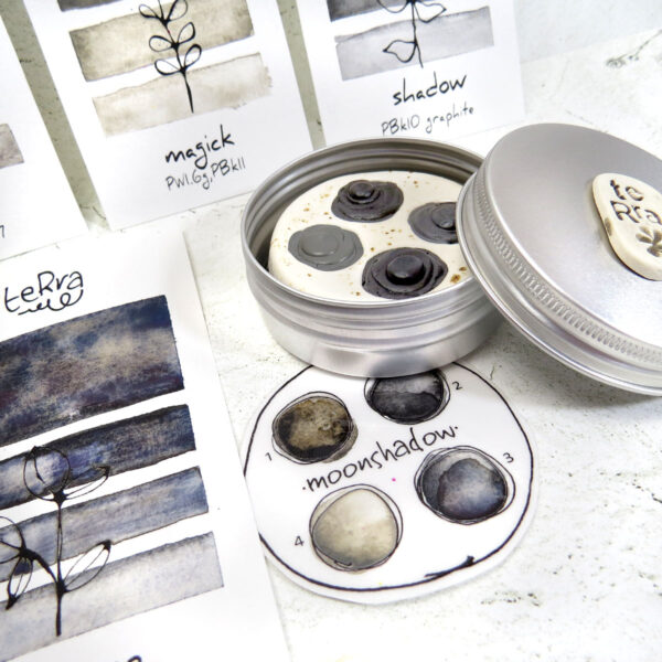 teRra handmade watercolour paints on the go tin sets 4 round moonshadow 2