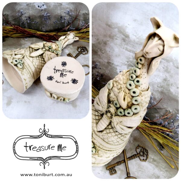 treasure me ceramic figurine girl with moth pc 2